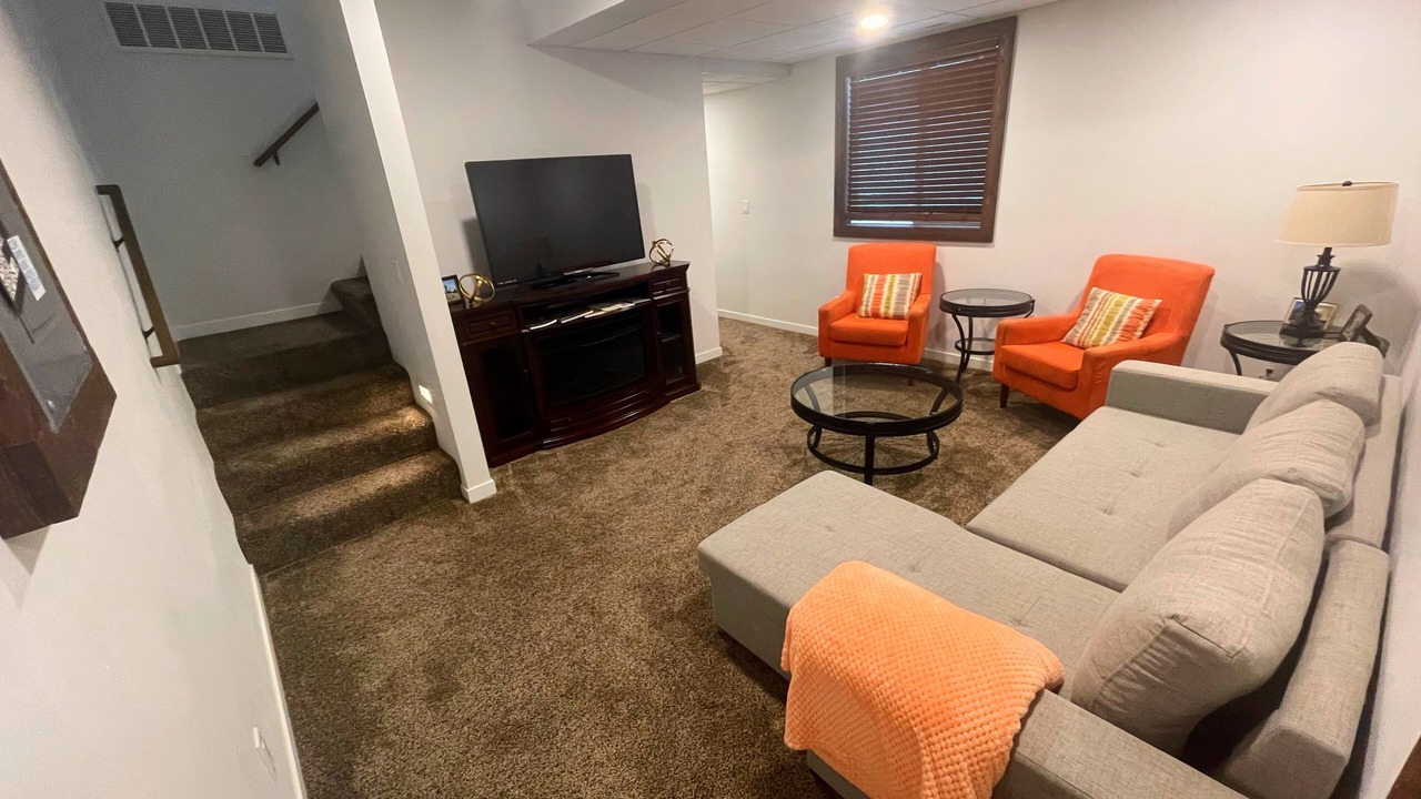 Photo of Livingroom in Cedar Rapids