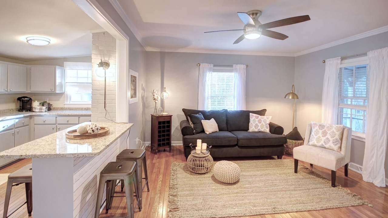 Photo of Livingroom in Lincolnville