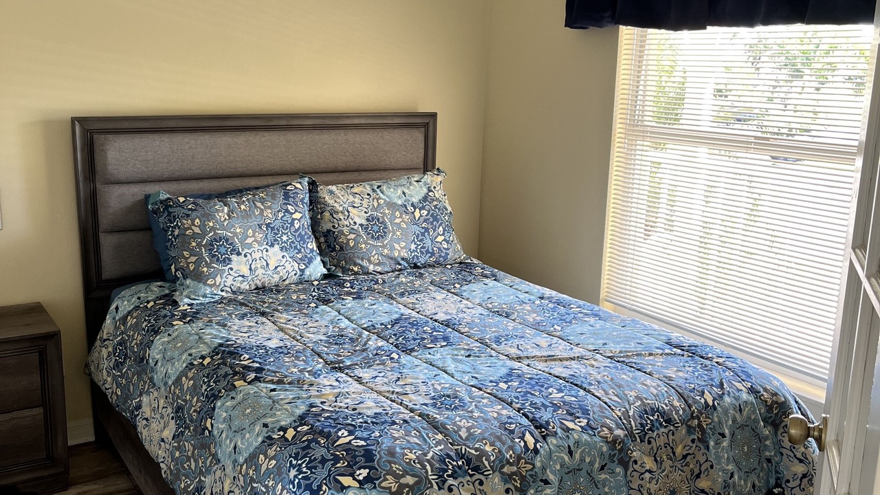 Photo of Bedroom in Hammock Bay