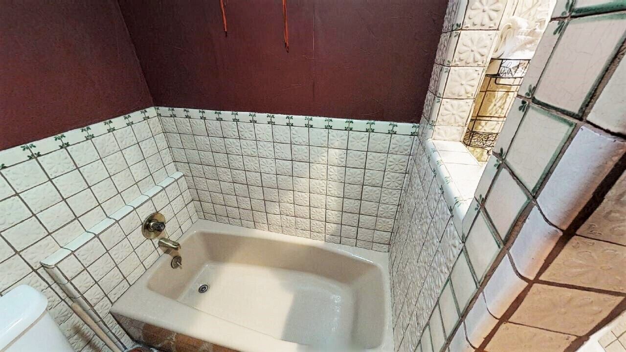 Photo of Bathroom in Red River