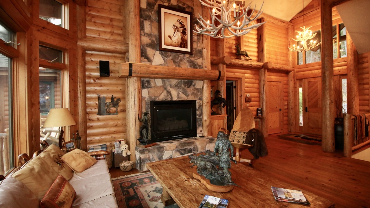 Photo of Livingroom in Woods Bay