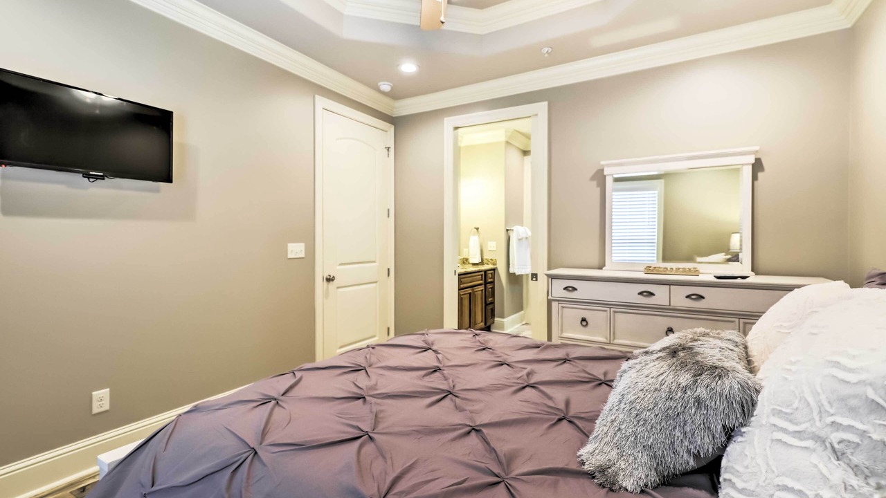 Photo of Bedroom in Diamondhead