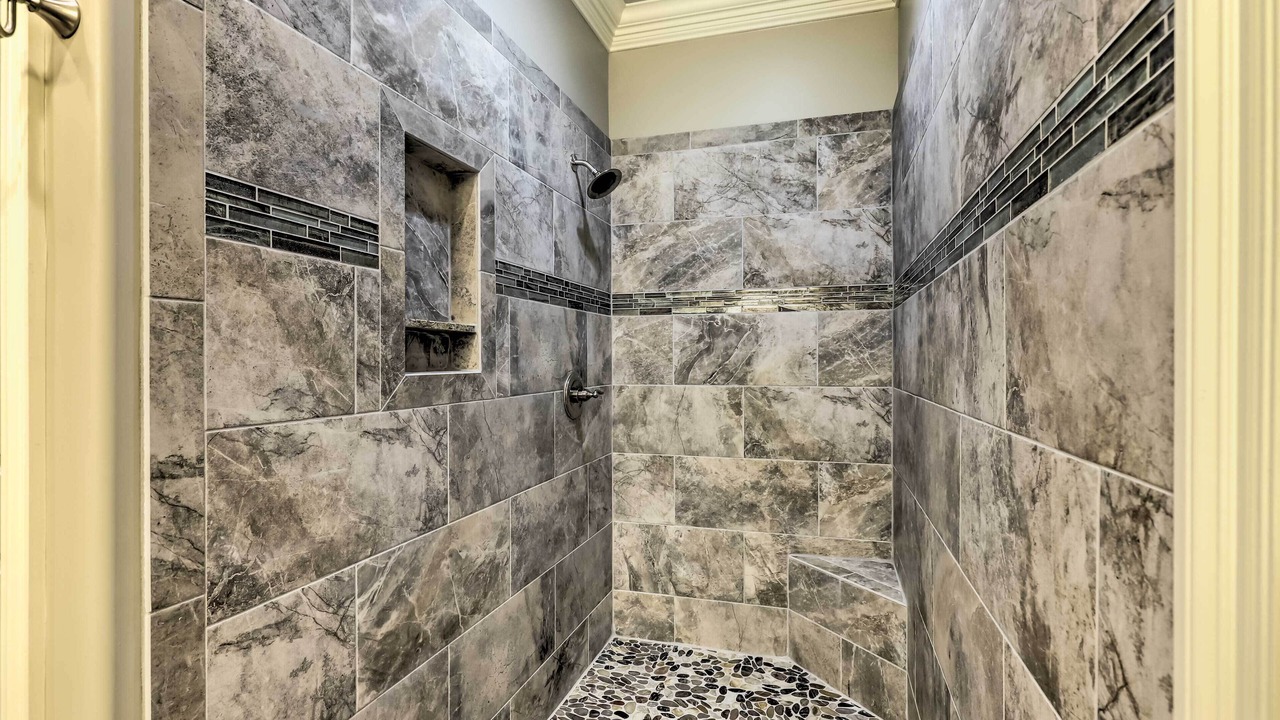 Photo of Bathroom in Diamondhead