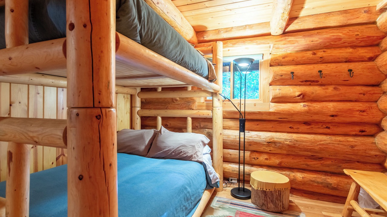 Photo of Bedroom in Clinton