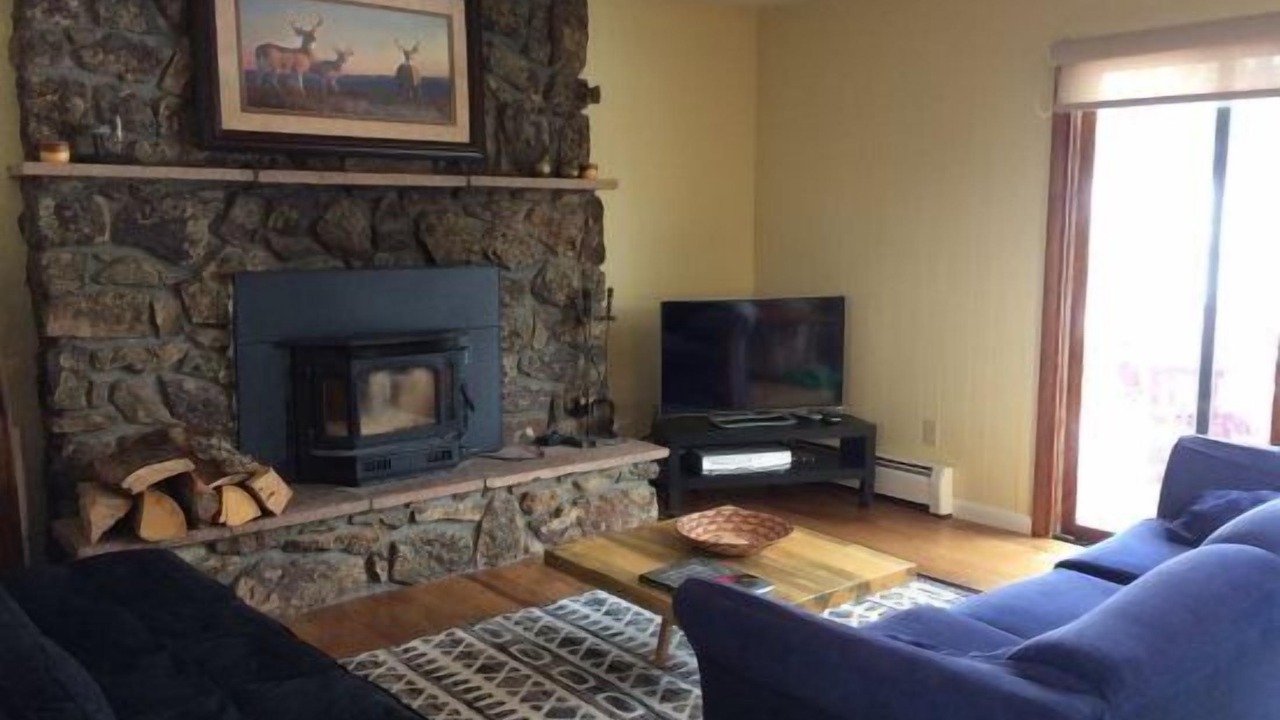 Photo of Livingroom in Wapiti