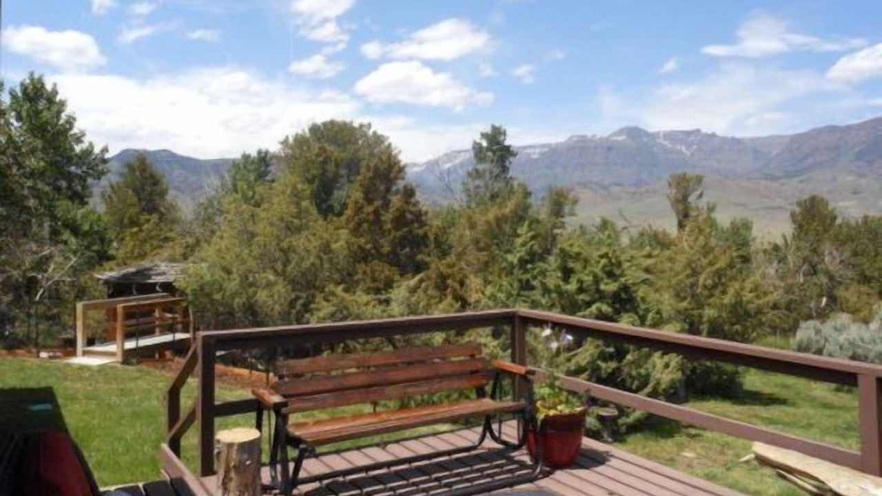Photo of Outdoor in Wapiti