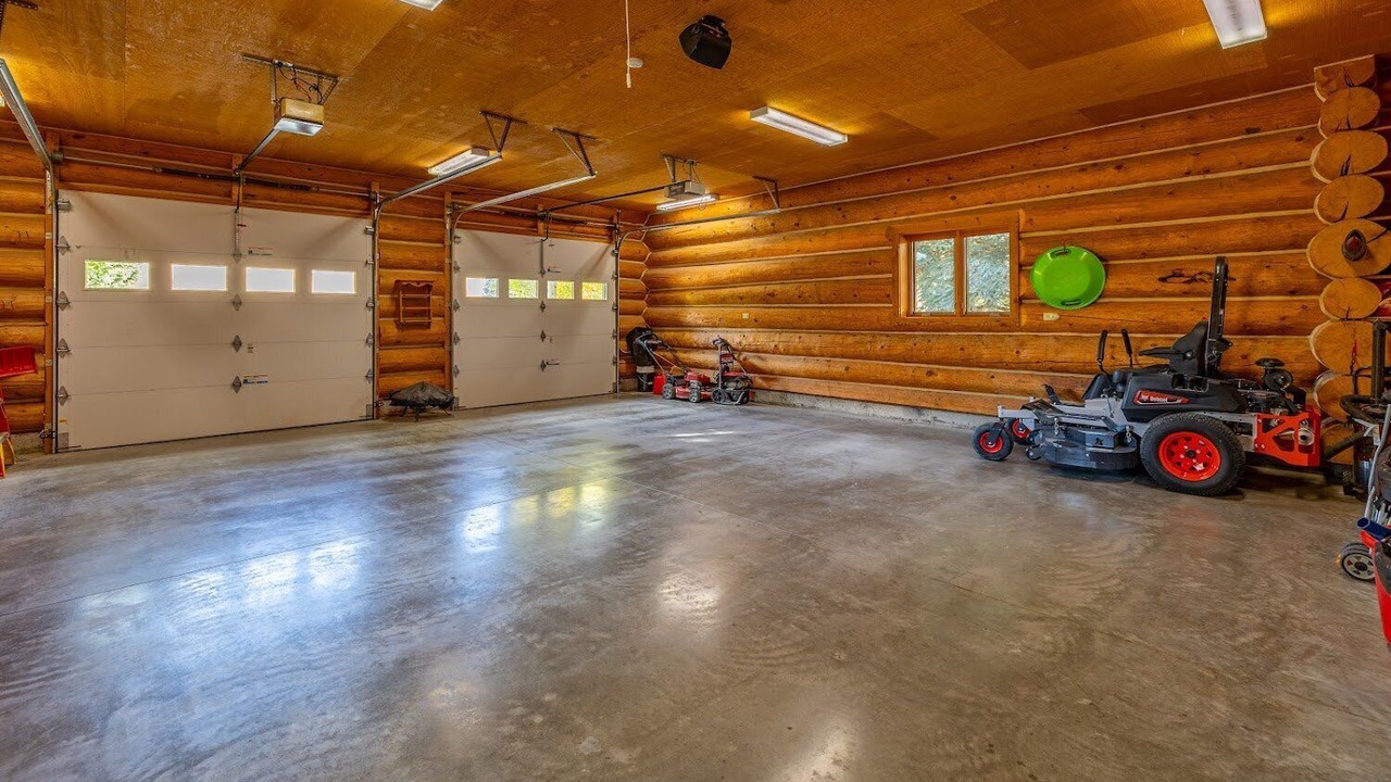 Photo of Others in Wapiti