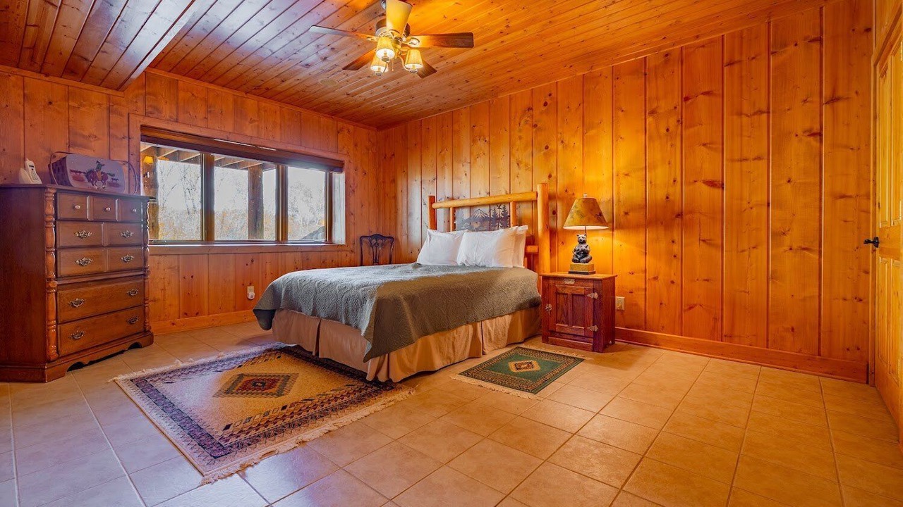 Photo of Bathroom in Wapiti