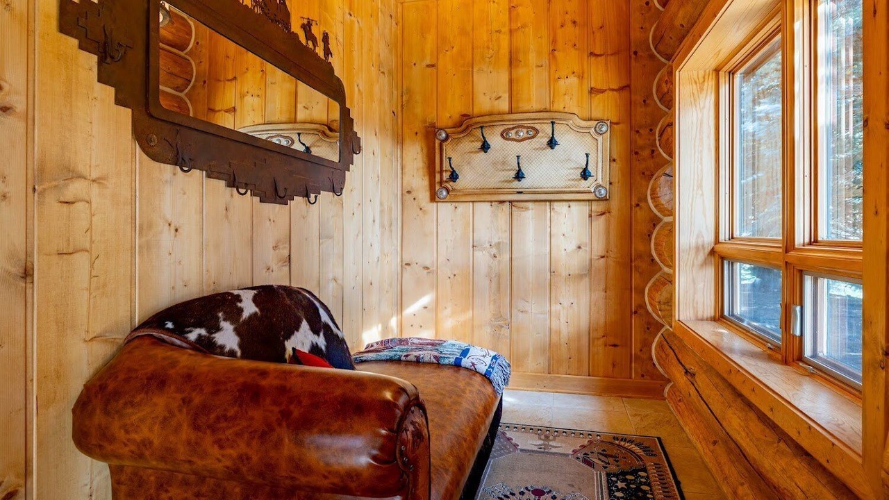 Photo of Bedroom in Wapiti