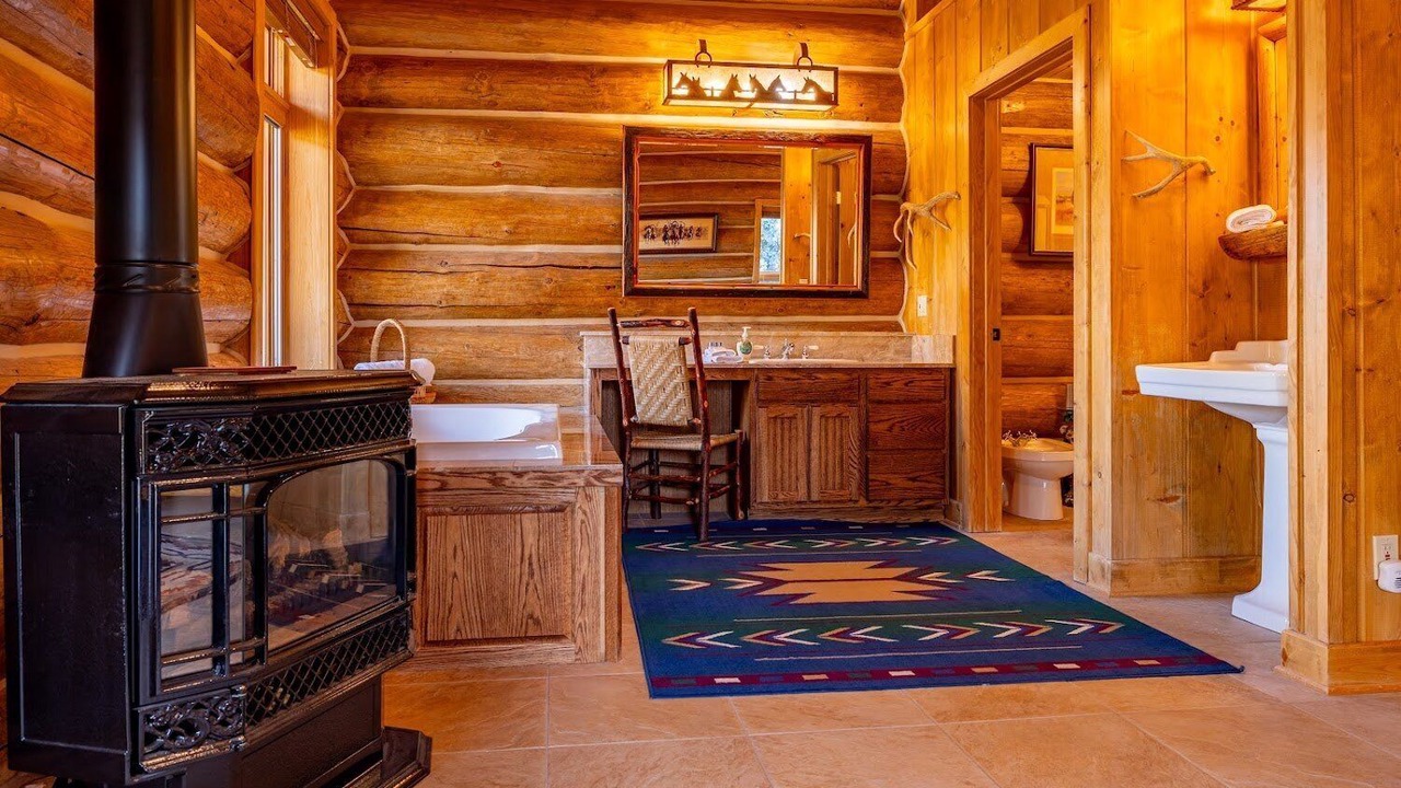 Photo of Bathroom in Wapiti