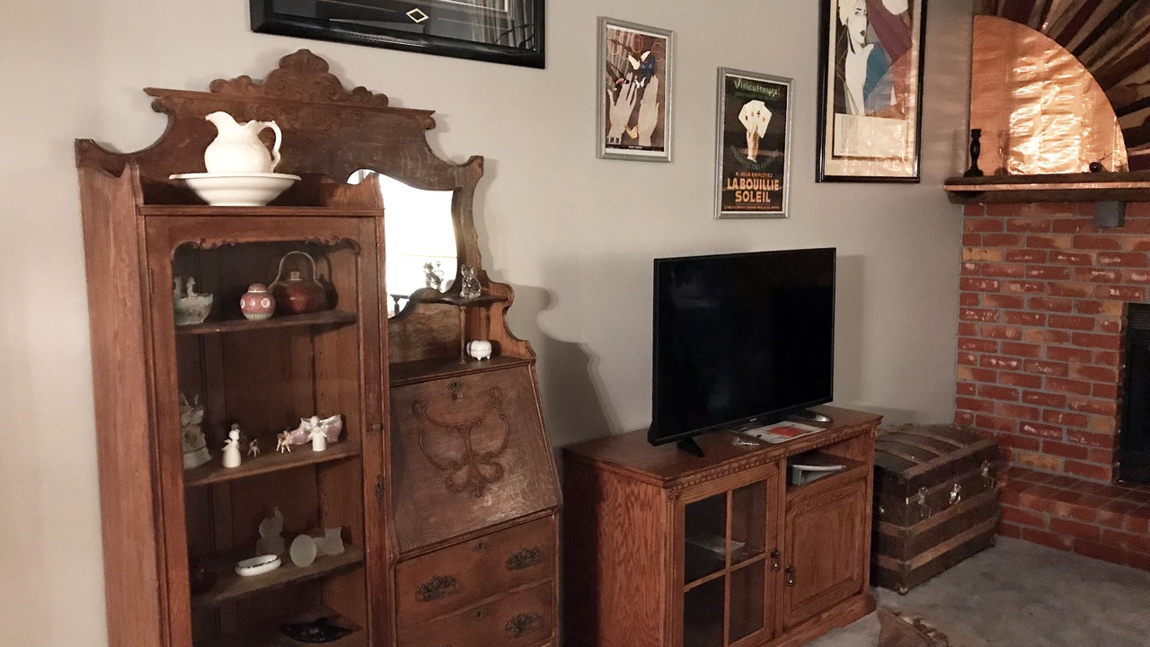 Photo of Livingroom in Oak Creek