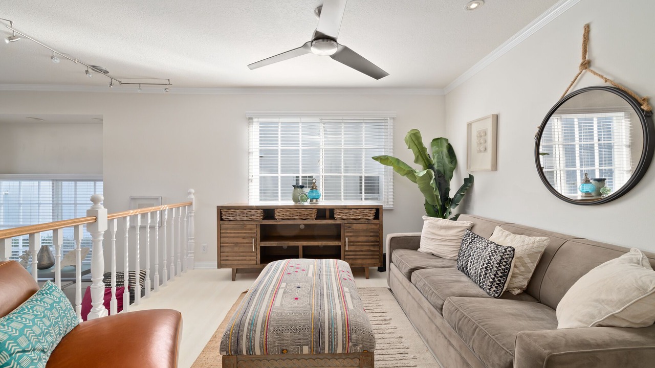Photo of Livingroom in South Redondo