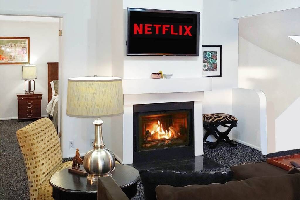 Photo of Livingroom in Millcreek