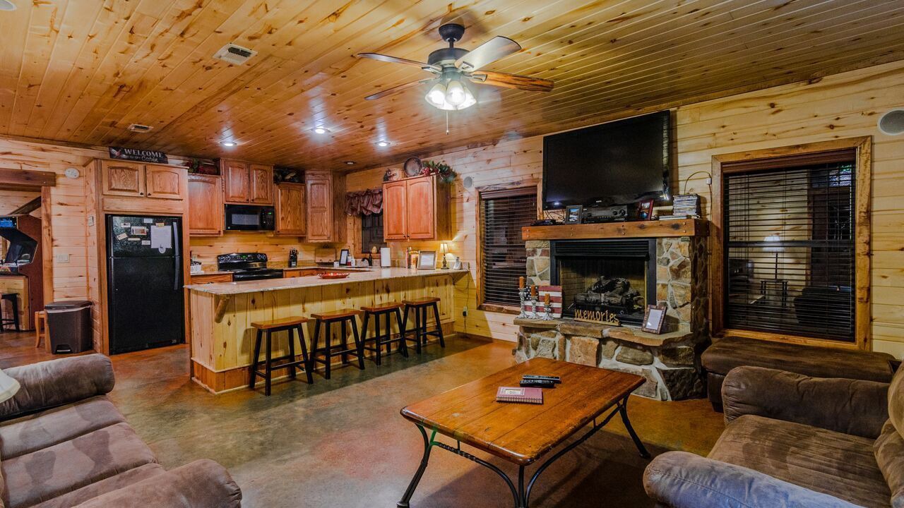 Photo of Others in Broken Bow