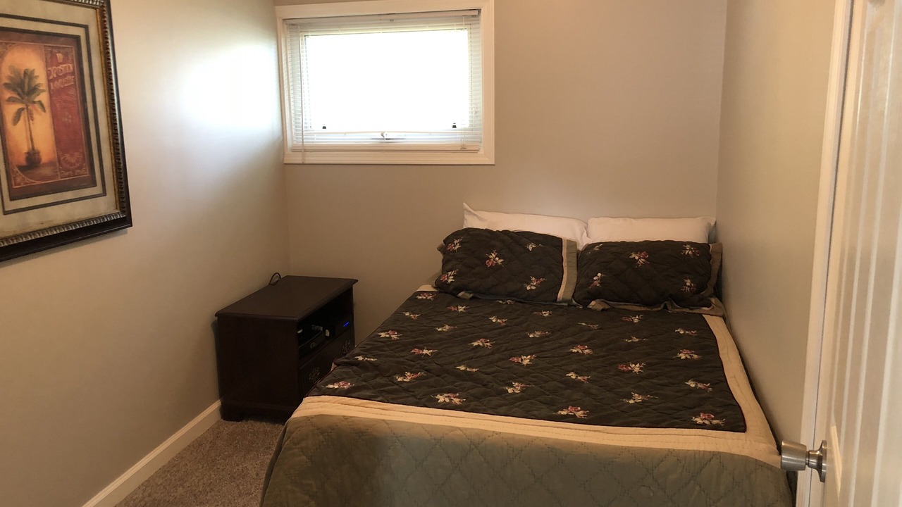 Photo of Bedroom in Avon Lake