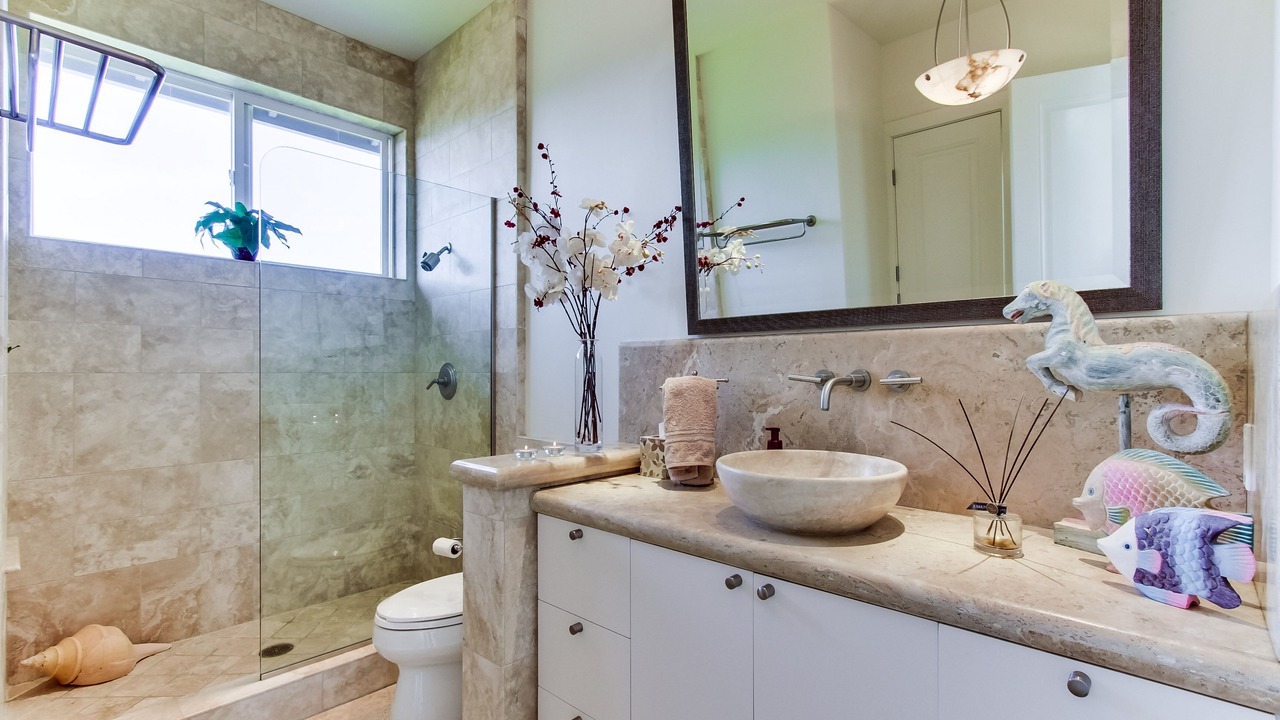 Photo of Bathroom in La Jolla Mesa