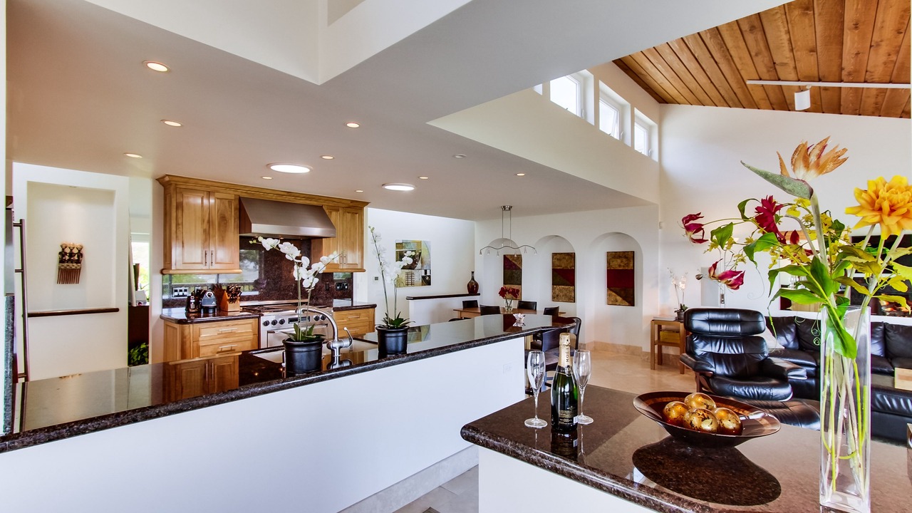 Photo of Bedroom in La Jolla Mesa