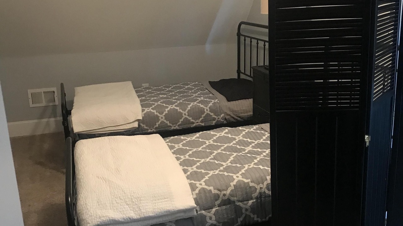 Photo of Bedroom in Saratoga