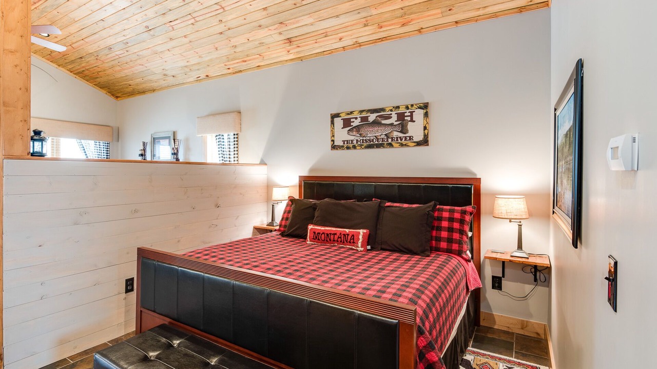 Photo of Bedroom in Broadwater County