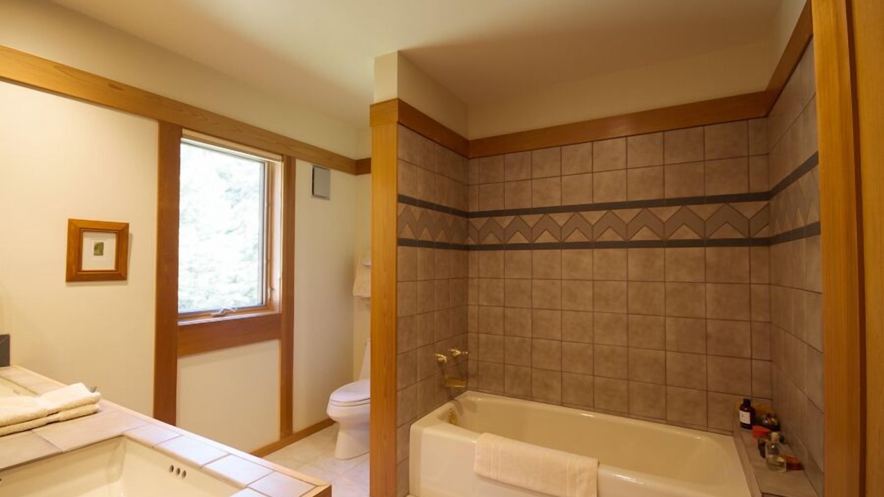 Photo of Bathroom in Cameron