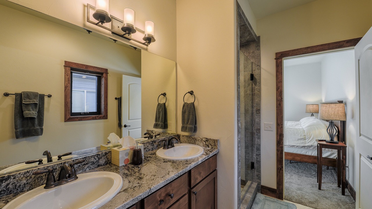 Photo of Bathroom in Ennis