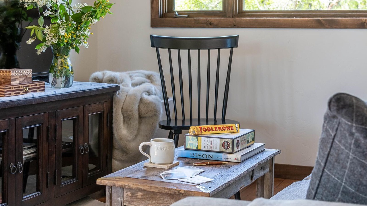 Photo of Livingroom in Emigrant