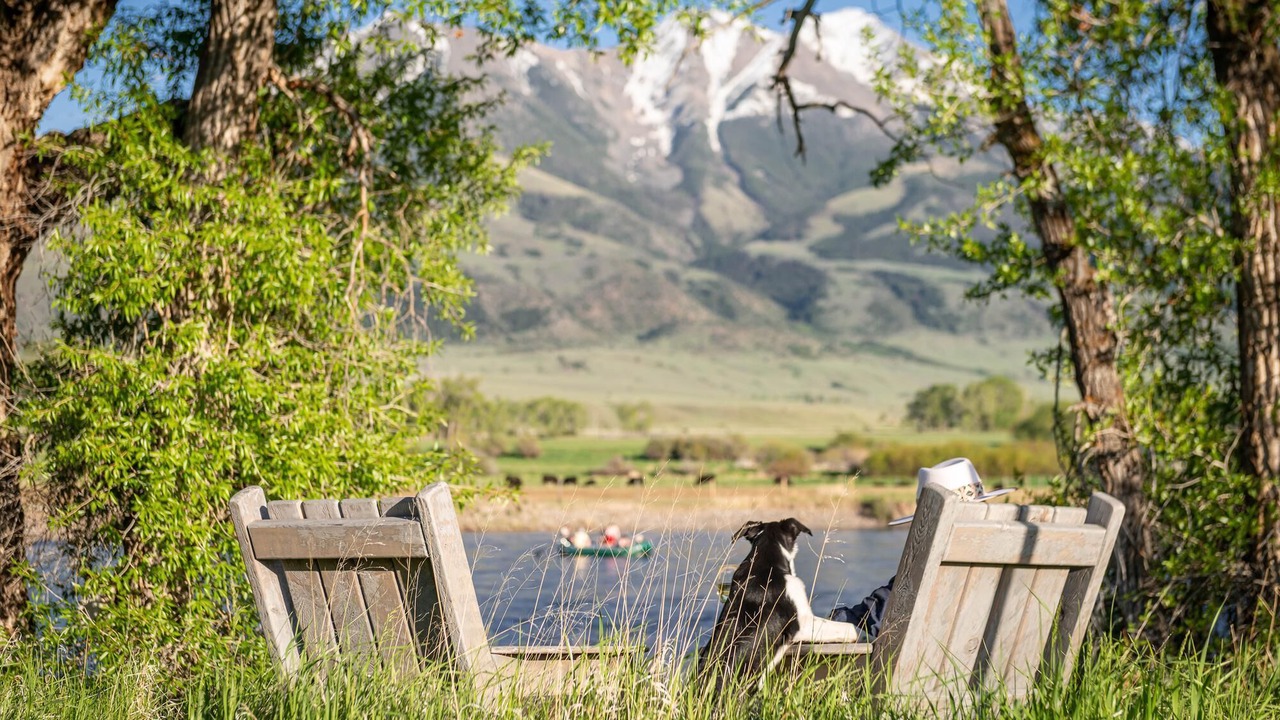Photo of Outdoor in Emigrant