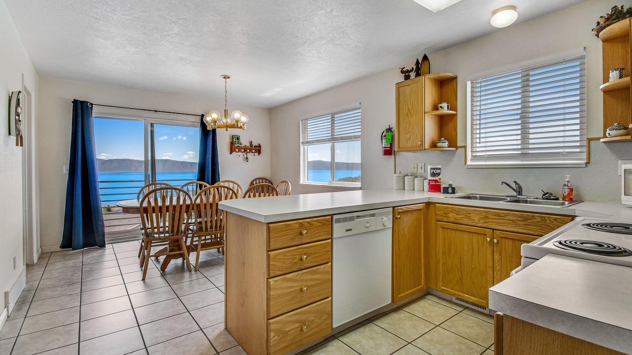 Photo of Kitchen in Harbor Village