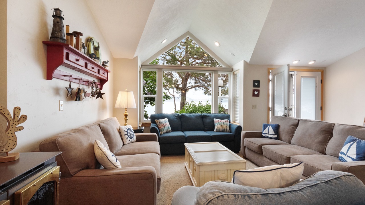 Photo of Livingroom in Garden City