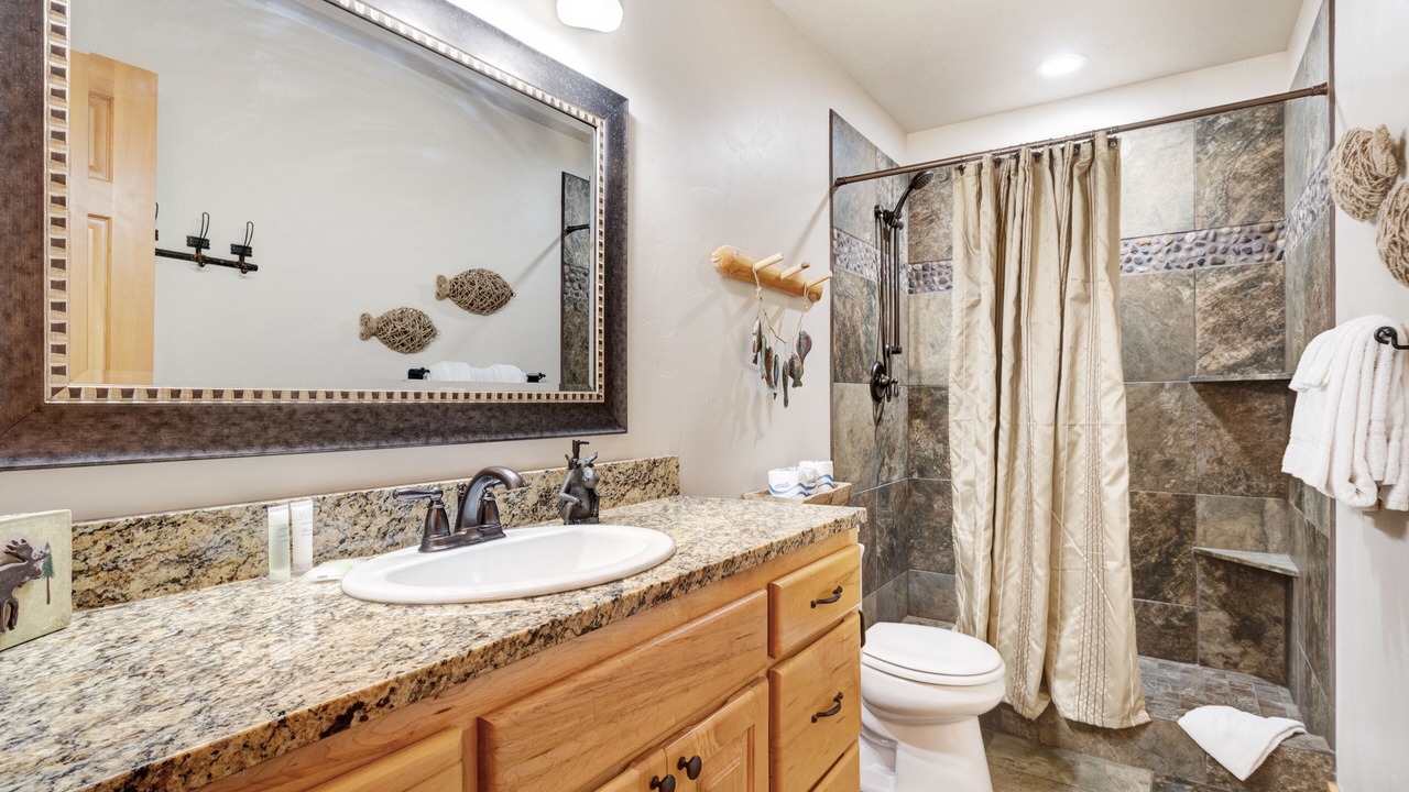 Photo of Bathroom in Garden City