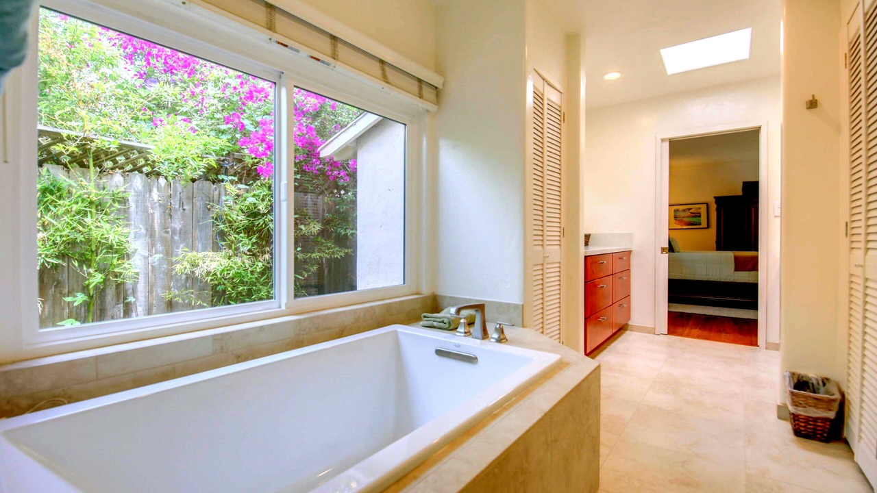 Photo of Bathroom in Hillcrest
