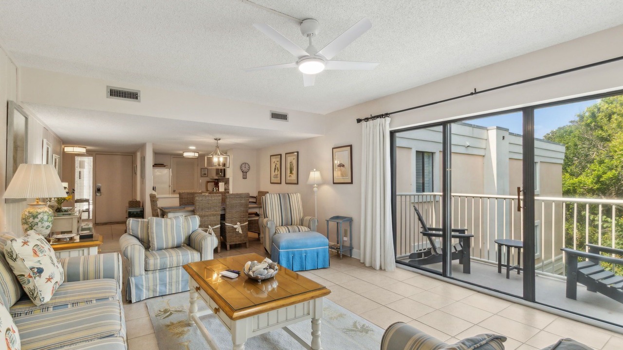 Photo of Livingroom in Fernandina Beach