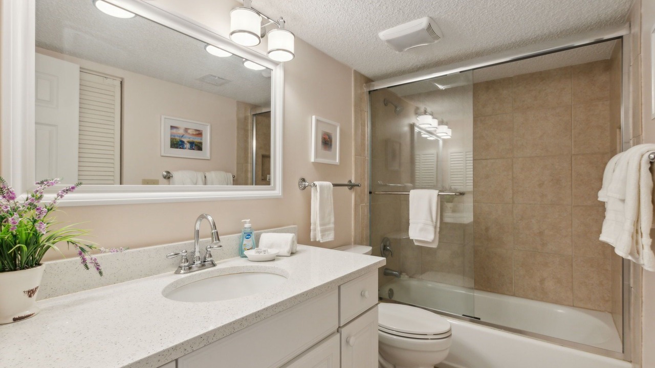 Photo of Bathroom in Fernandina Beach