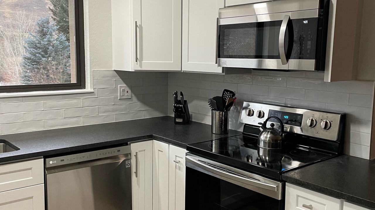 Photo of Kitchen in Elkhorn Village