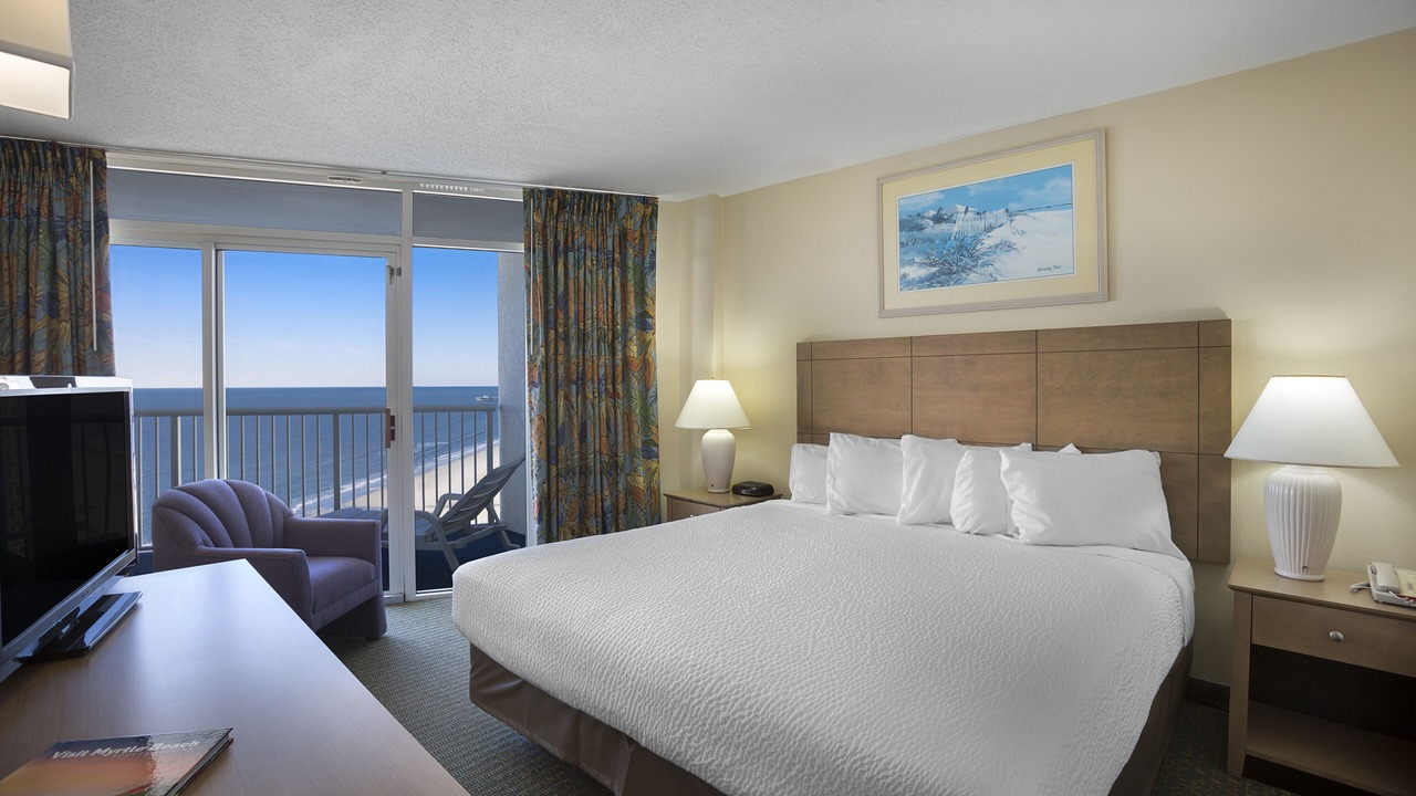 Photo of Bedroom in Arcadian Shores