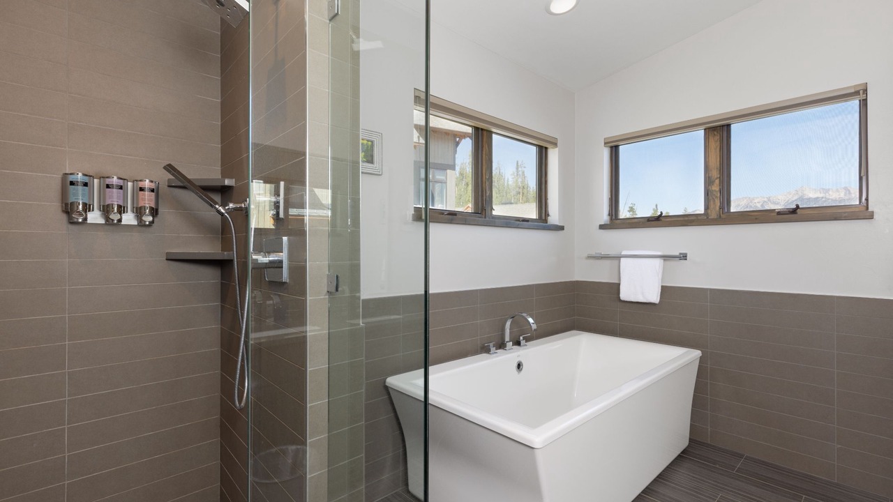Photo of Bathroom in Powder Ridge