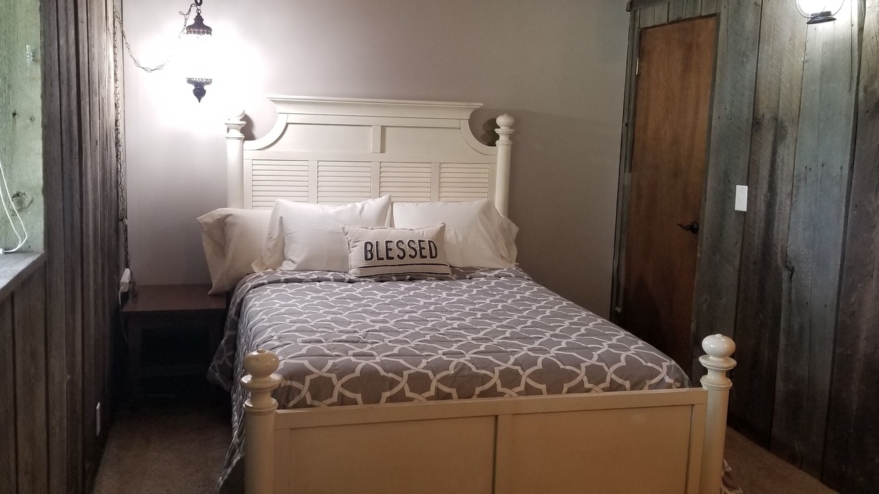 Photo of Bedroom in Bancroft