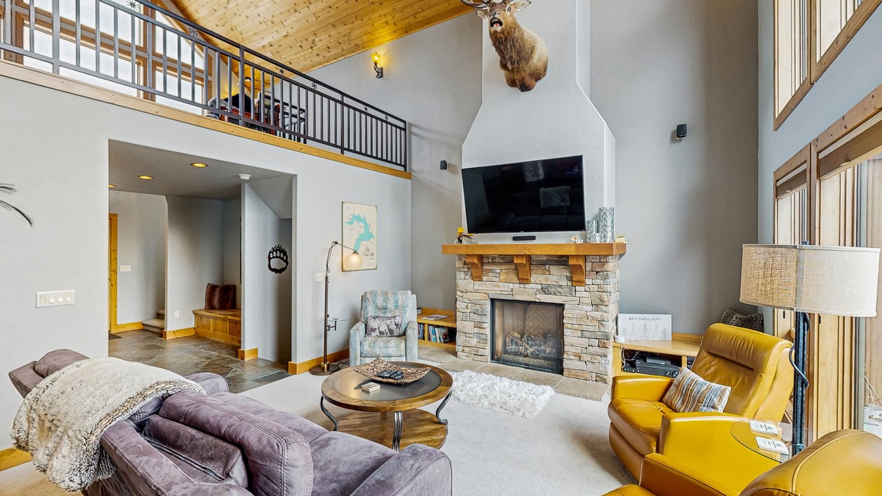 Photo of Livingroom in Sandpoint