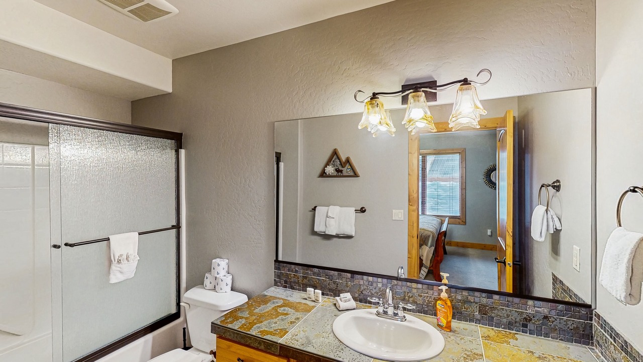Photo of Bathroom in Sandpoint