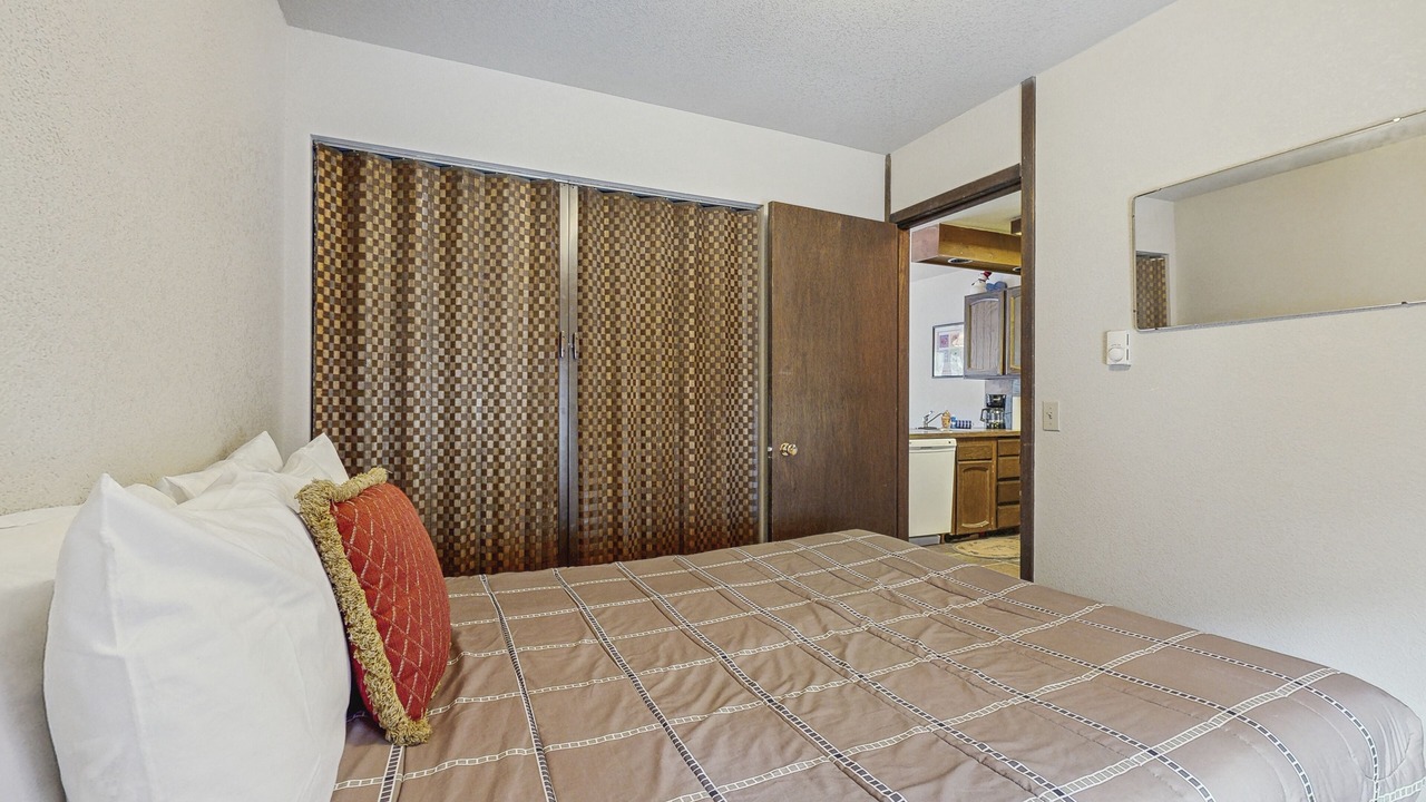 Photo of Bedroom in Sandpoint
