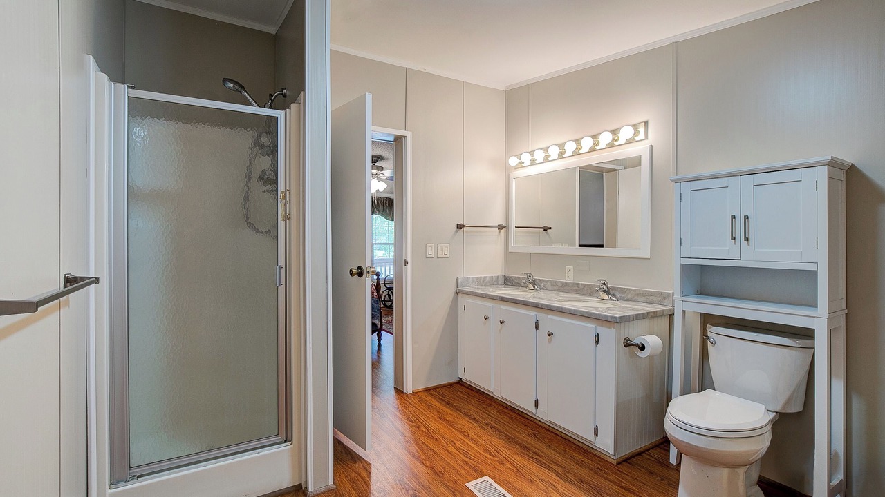 Photo of Bathroom in Ridgeway