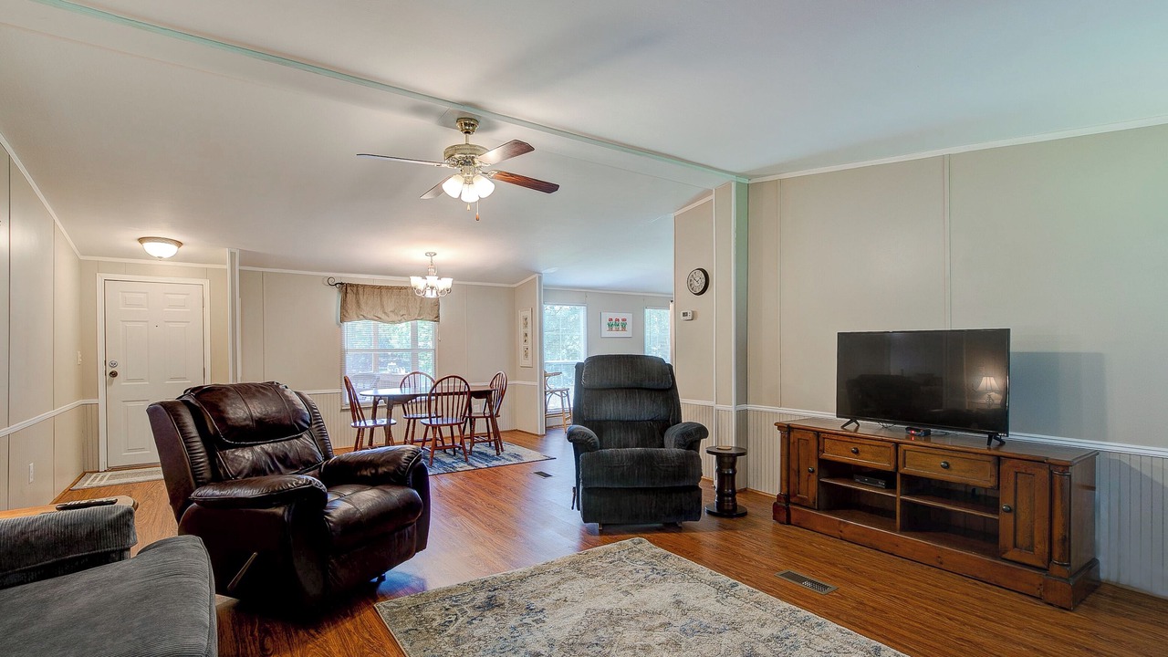 Photo of Livingroom in Ridgeway