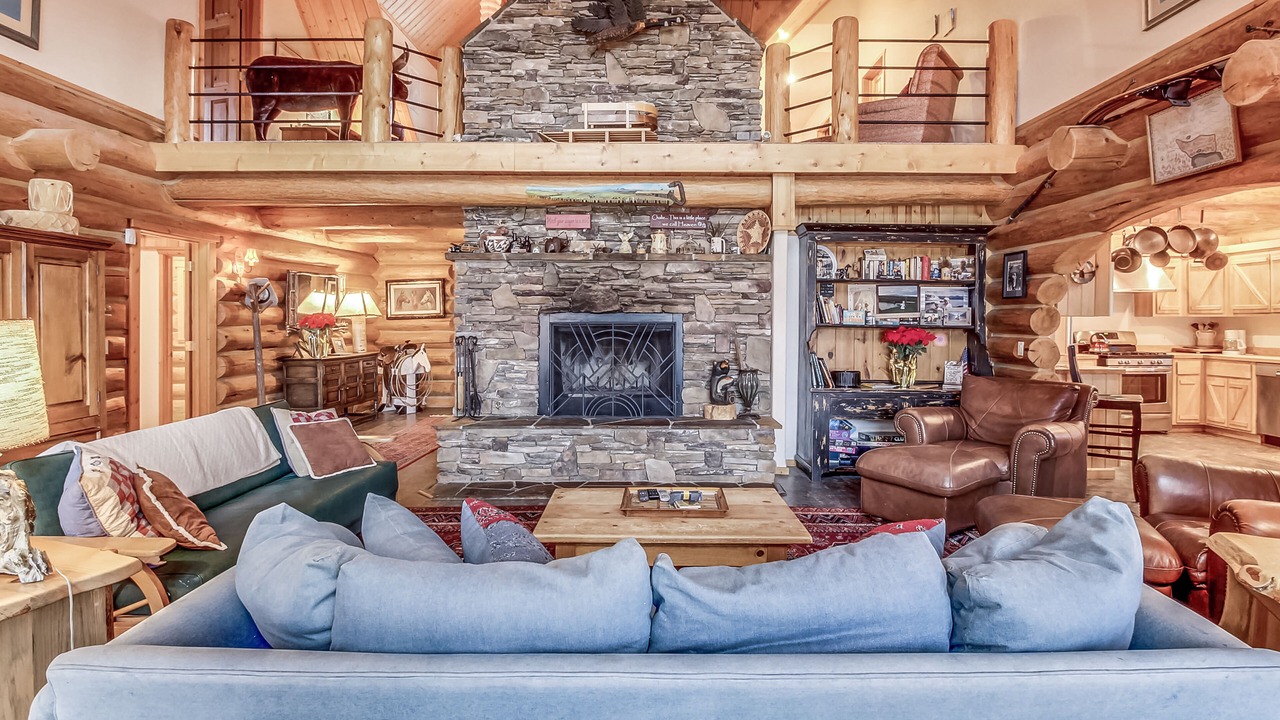 Photo of Livingroom in Sandpoint
