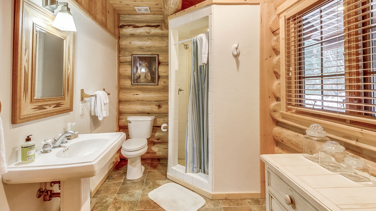 Photo of Bathroom in Sandpoint