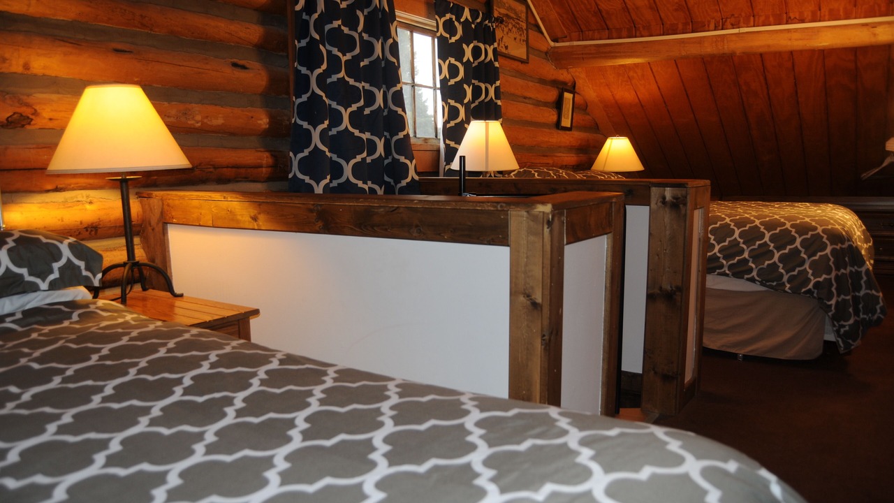 Photo of Bedroom in West Yellowstone