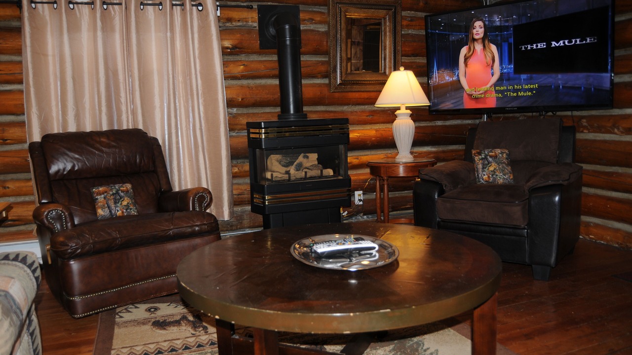 Photo of Livingroom in West Yellowstone