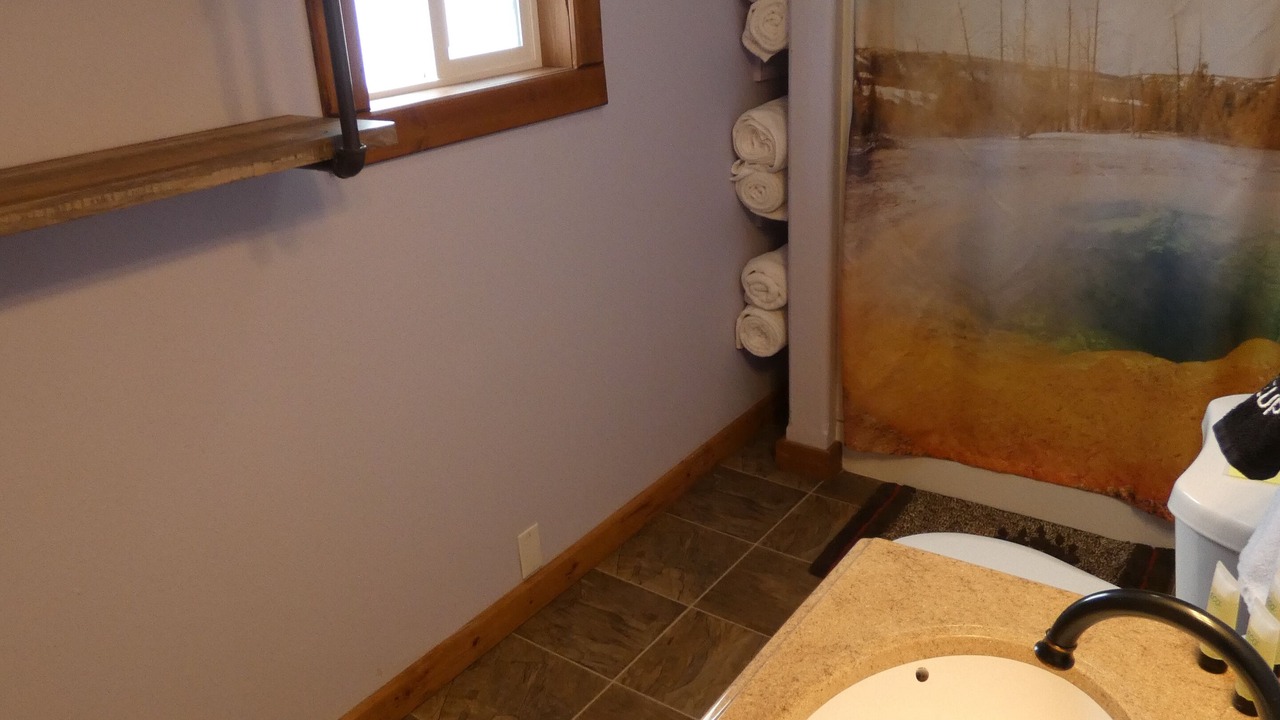 Photo of Bathroom in West Yellowstone