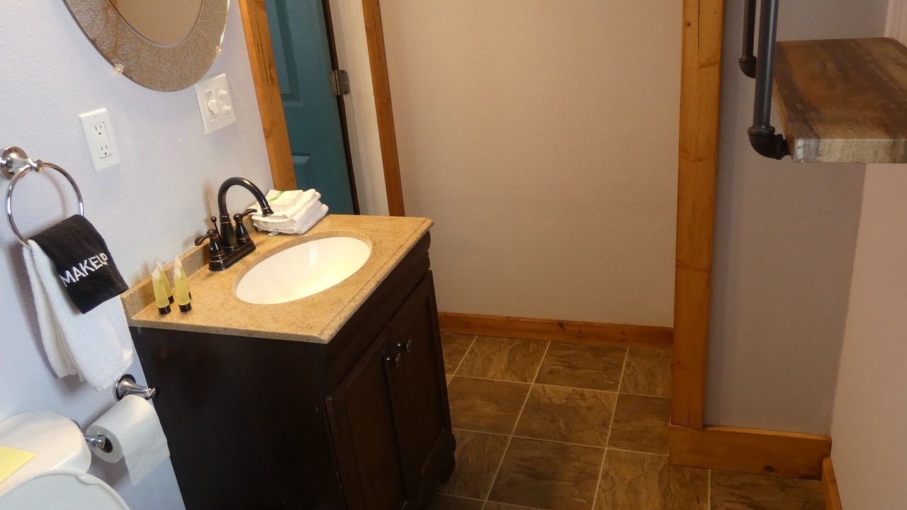 Photo of Bathroom in West Yellowstone