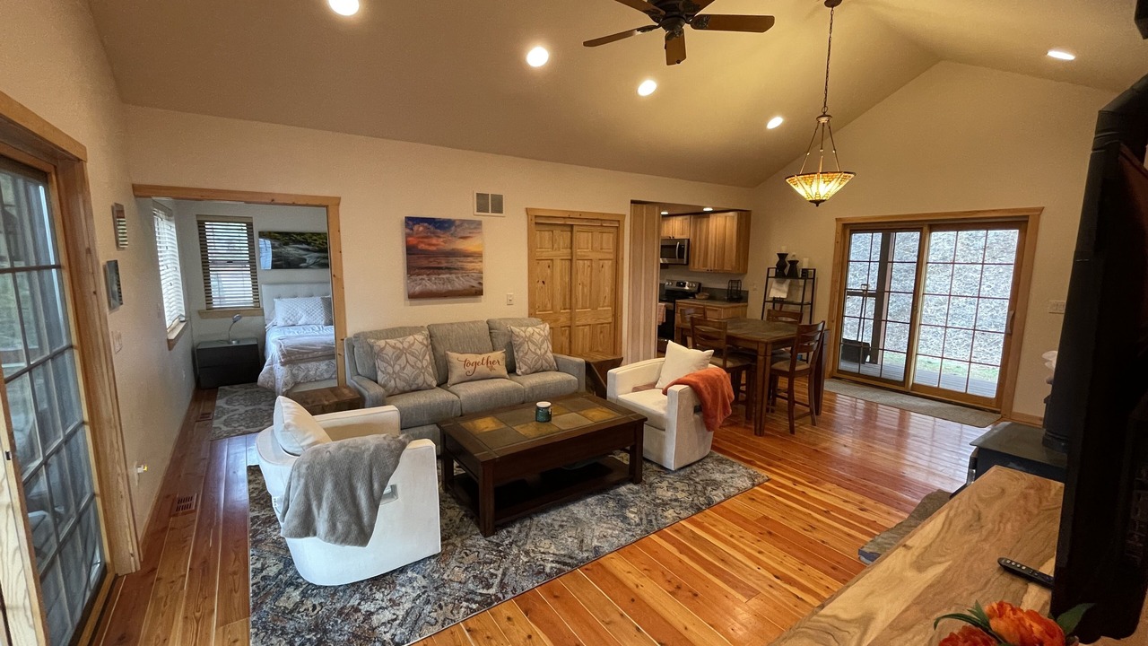 Photo of Bedroom in Loon Lake