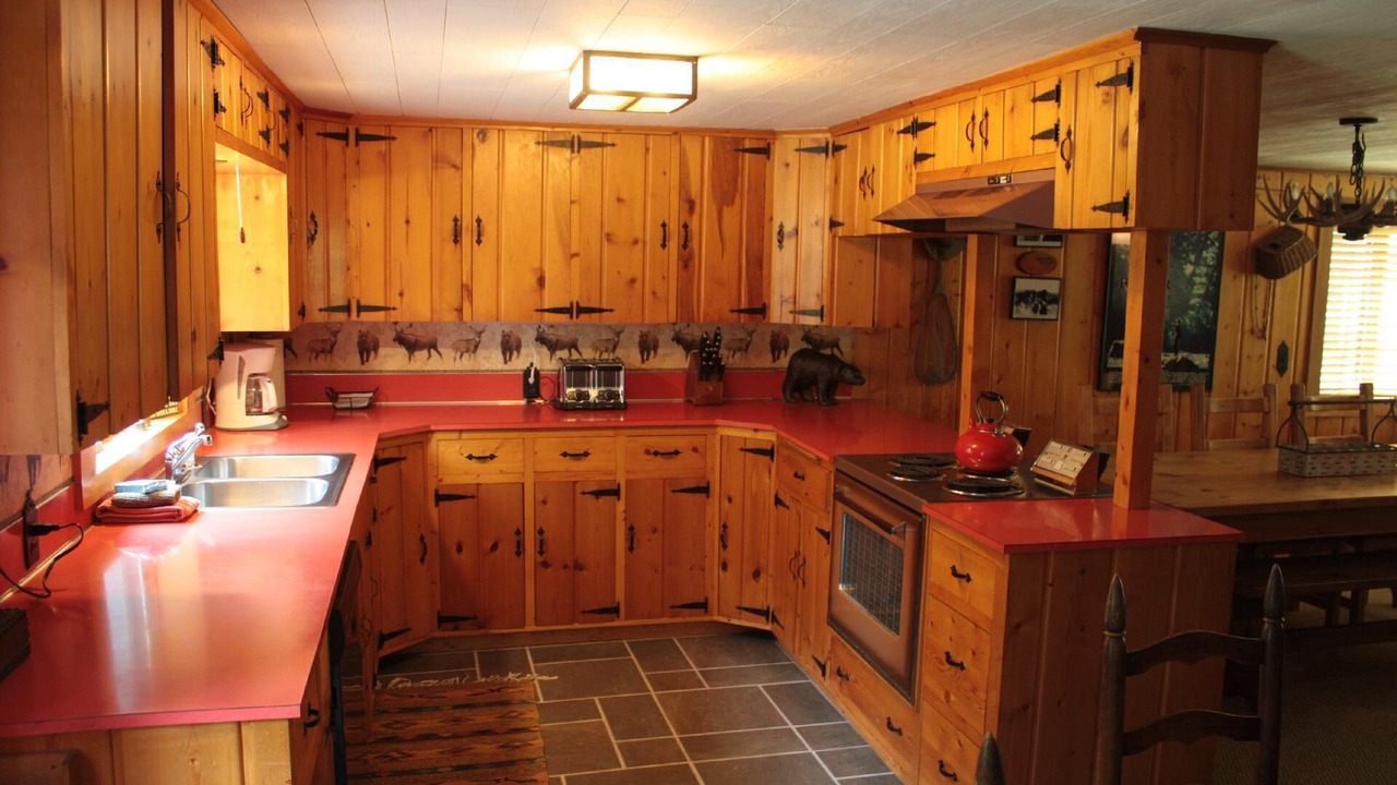 Photo of Kitchen in Gallatin Gateway